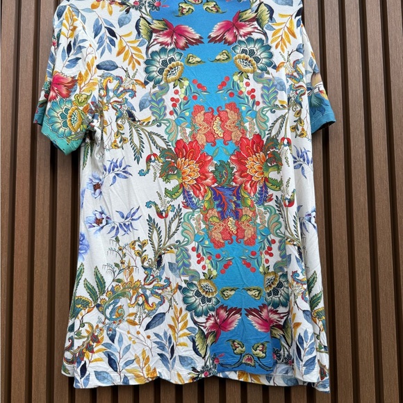 Johnny Was Multicolor Floral Short Sleeve Top - Picture 8 of 8